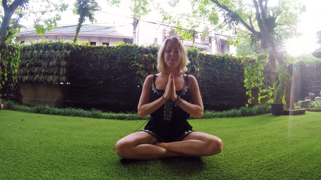 Kayla Elise Yoga_meditate